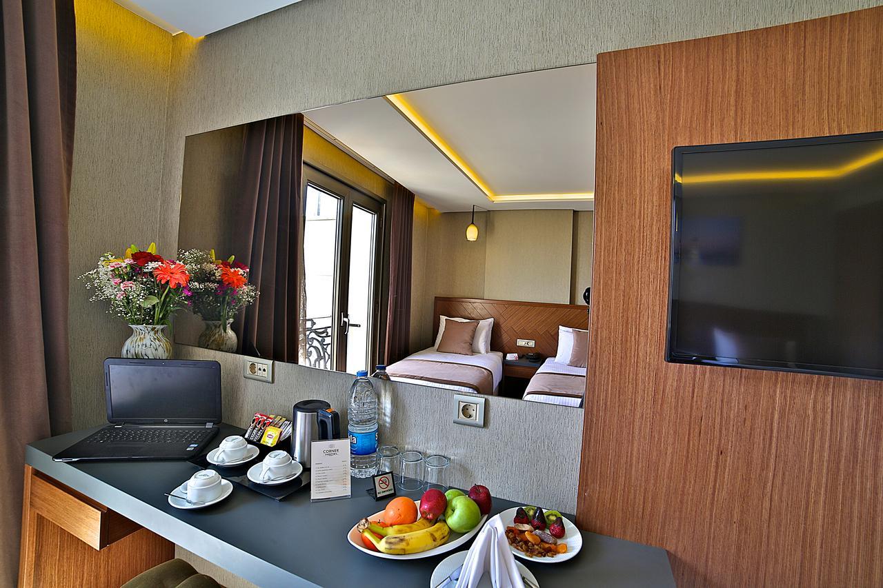 Corner Hotel Laleli Истанбул Екстериор снимка